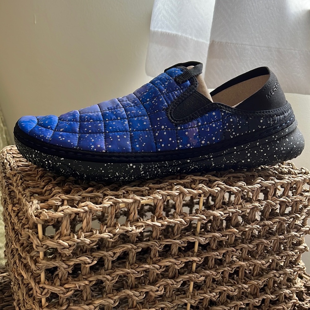 Brand new Merrell men’s night sky moccasins